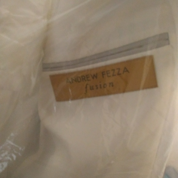 Suits ties vests tux dresses of all sizes - Picture 6 of 6